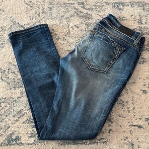 Buckle Black Women's Dark Blue Straight Leg Jeans 29x32